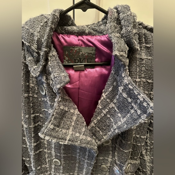 Buckle BKE women’s silver gray sequin pea coat. - Picture 4 of 12